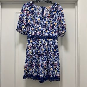 Gibson Latimer Blue Floral Romper Size XS